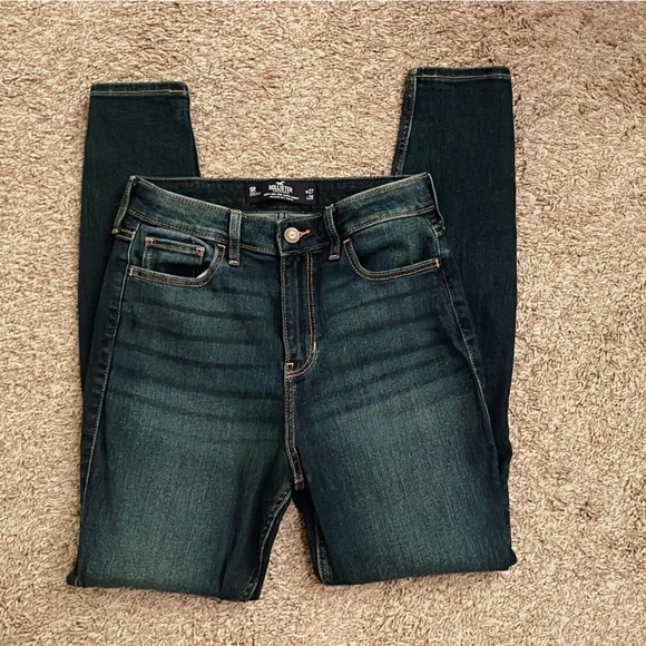Hollister Curve High Rise Skinny Jeans - Picture 5 of 6